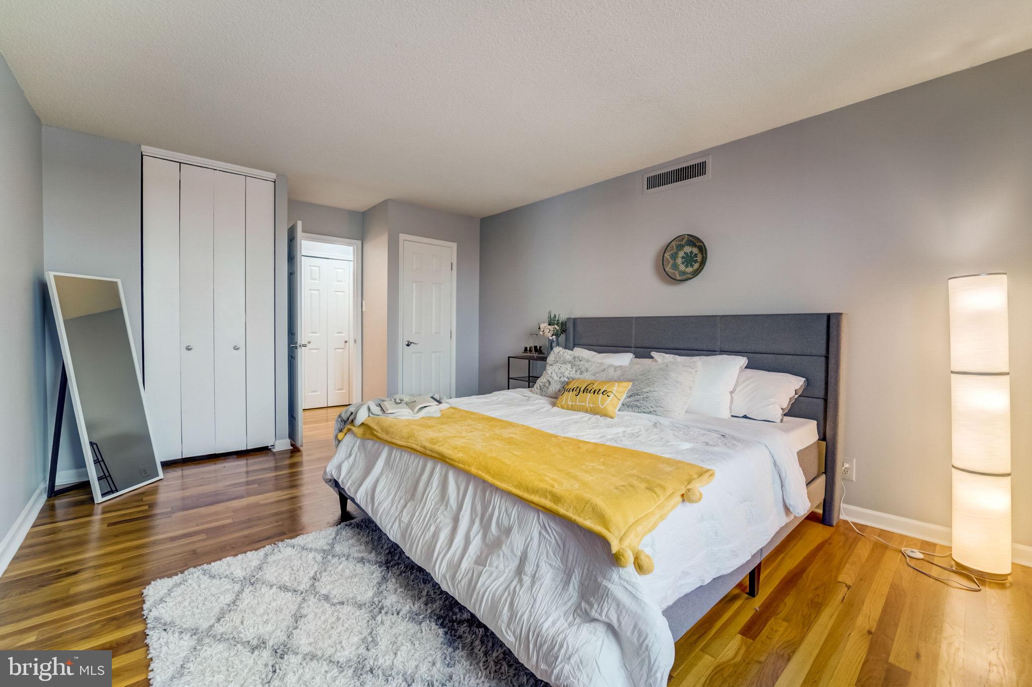 MOUNT VERNON PLACE HISTORIC DISTRICT - Residential