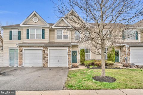 Townhouse For Sale - 1702 Exposition Drive<br/> Gloucester County, WILLIAMSTOWN, NJ 08094