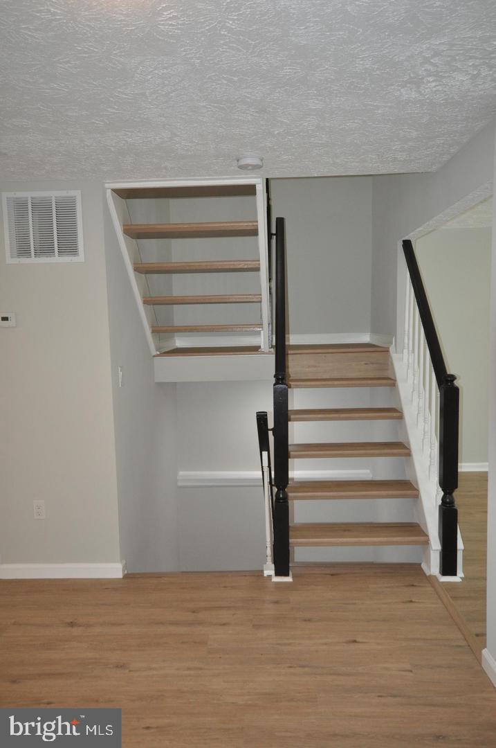 ASPEN PARK - Residential Lease