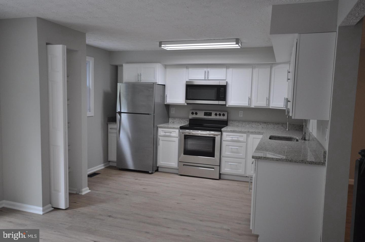 ASPEN PARK - Residential Lease