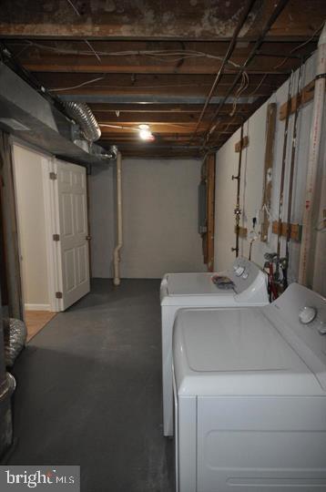 ASPEN PARK - Residential Lease