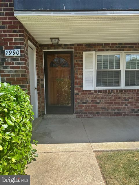 Condo For Sale - 7990 Lakecrest Drive<br/> GREENBELT, MD 20770