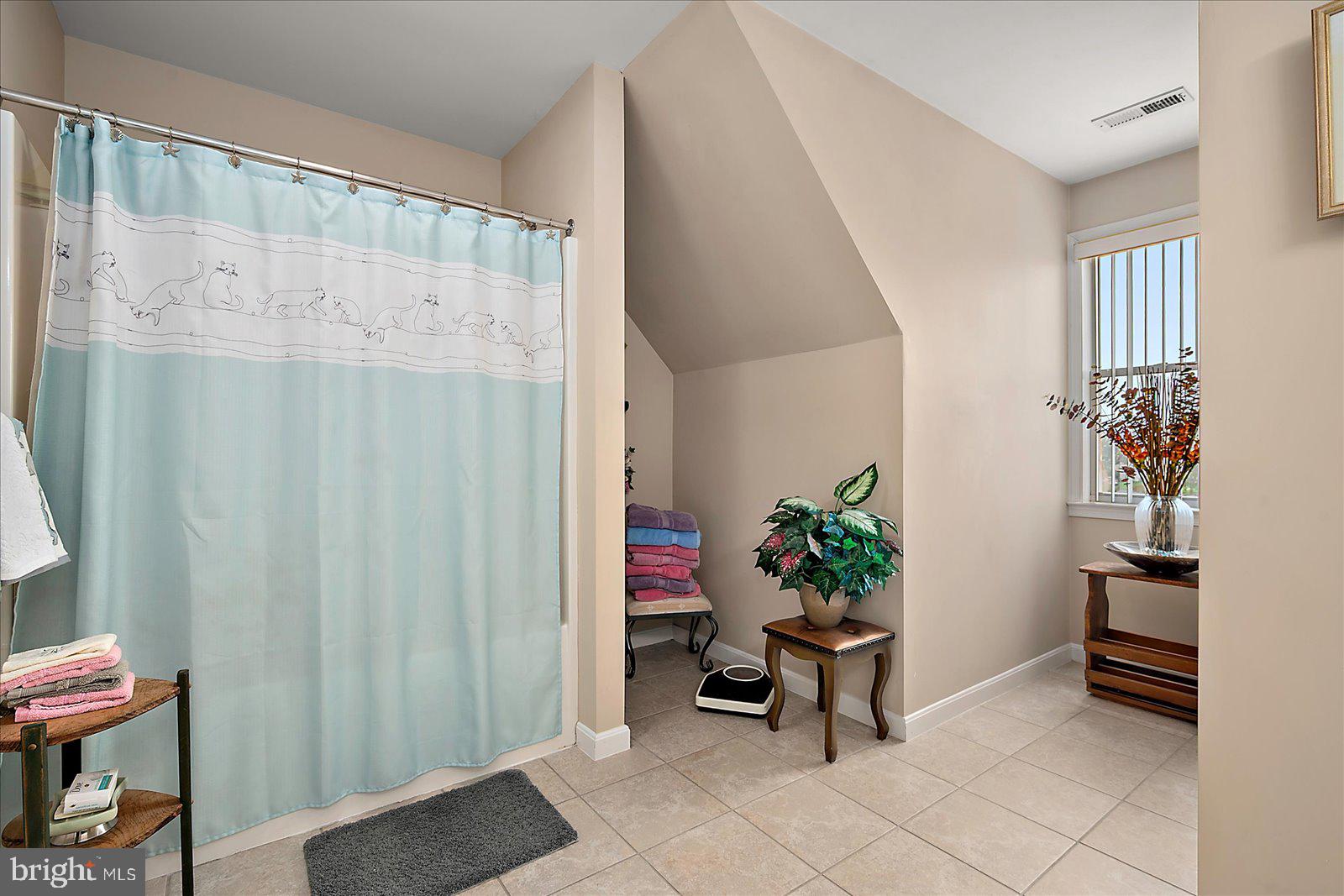 REFUGE AT DIRICKSON CREEK - Residential
