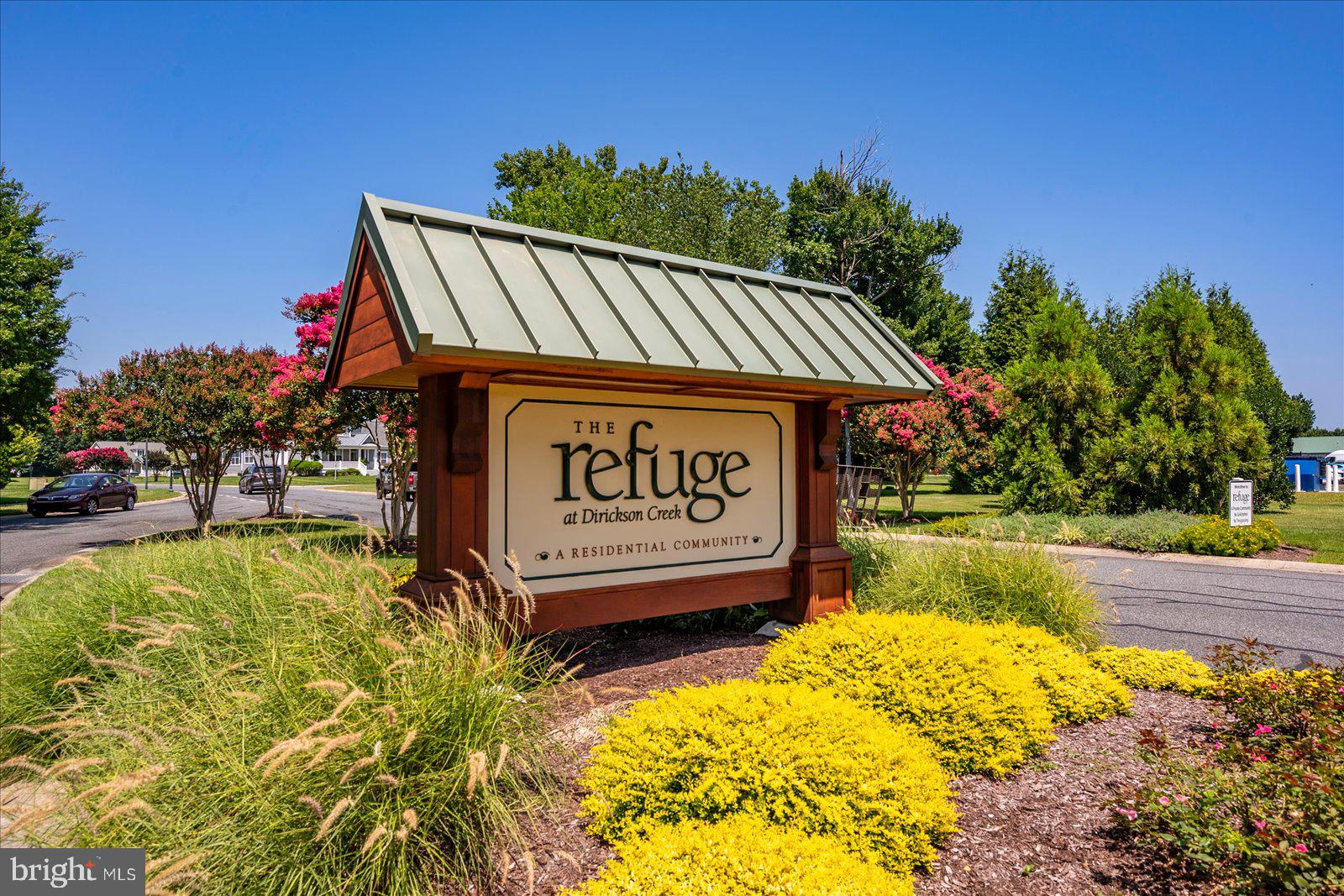 REFUGE AT DIRICKSON CREEK - Residential