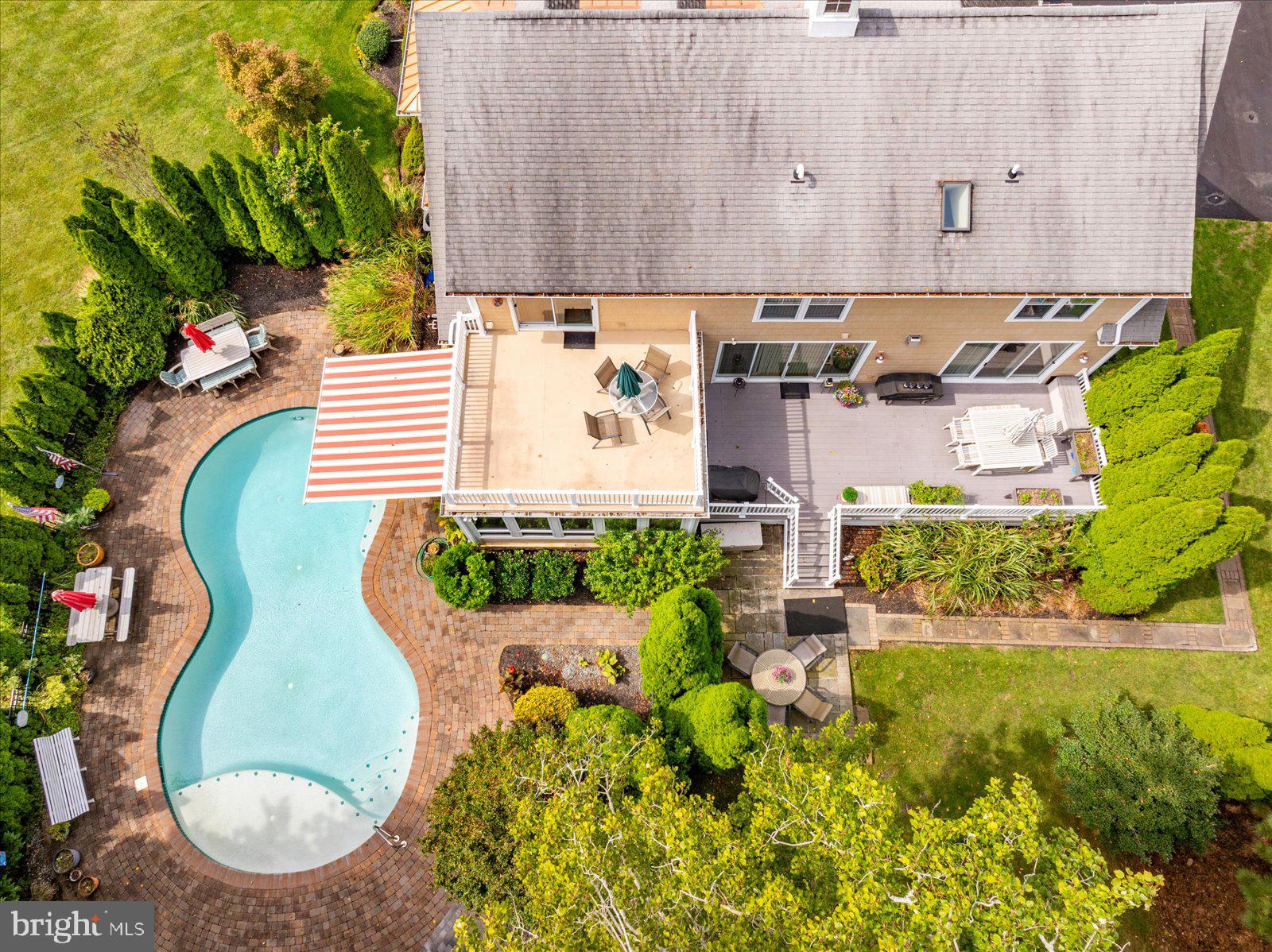 REFUGE AT DIRICKSON CREEK - Residential