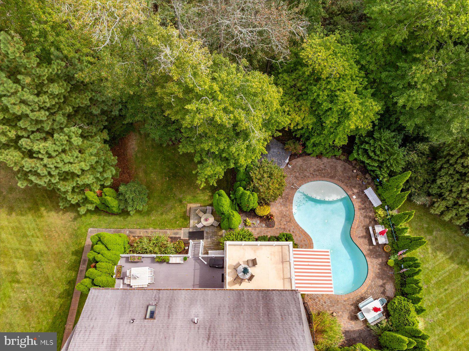 REFUGE AT DIRICKSON CREEK - Residential
