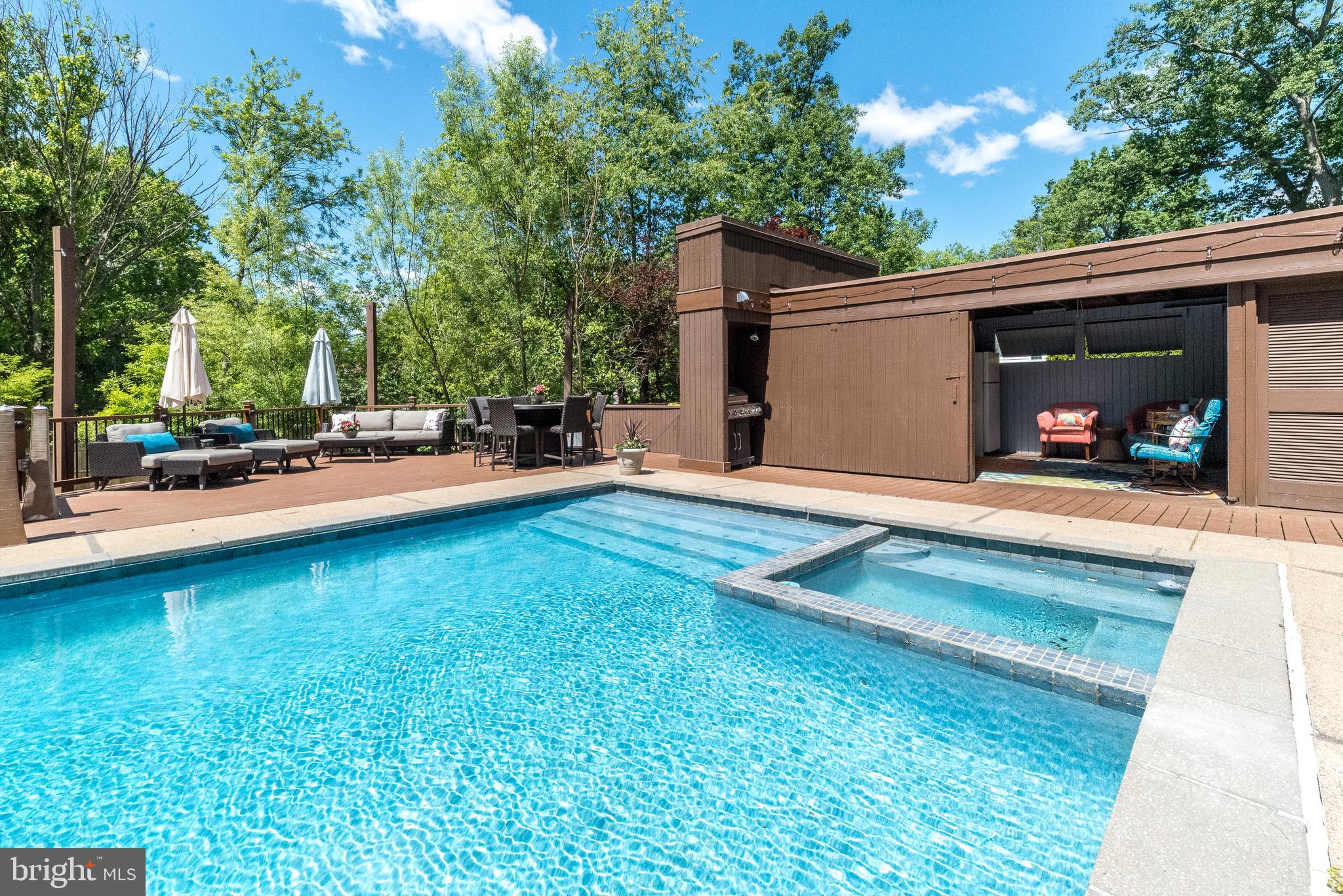 117 HEARTWOOD DRIVE
