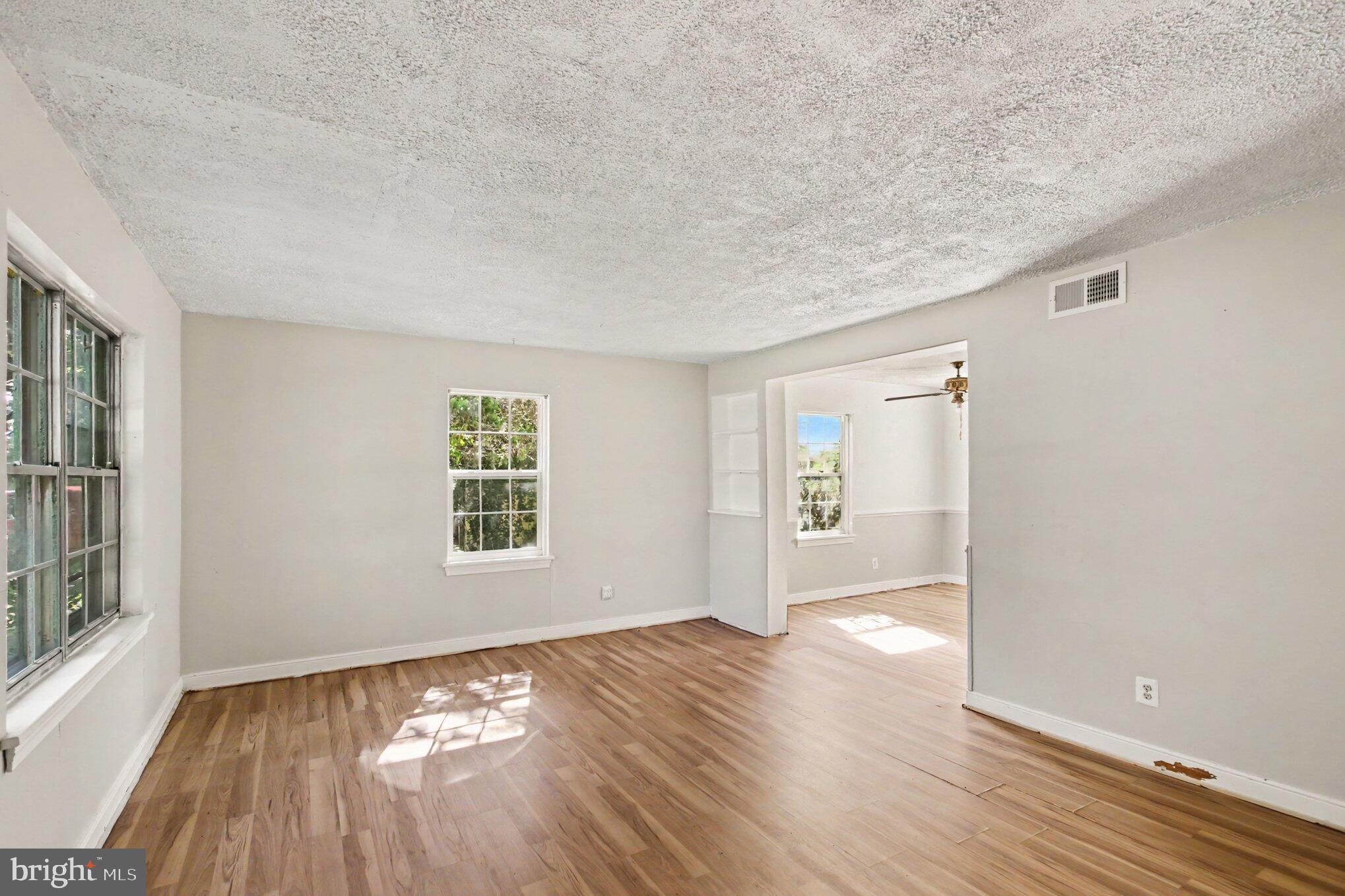 17608 ROSE CIRCLE