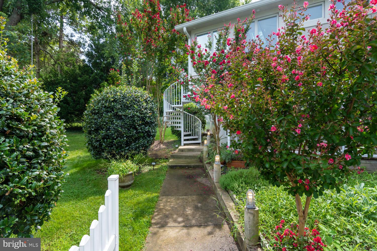 LOVE POINT - Residential