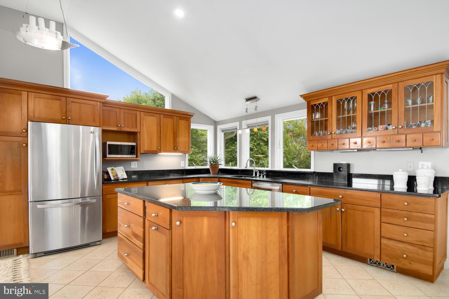 LOVE POINT - Residential