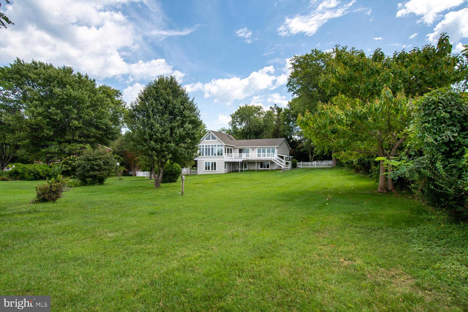 LOVE POINT - Residential