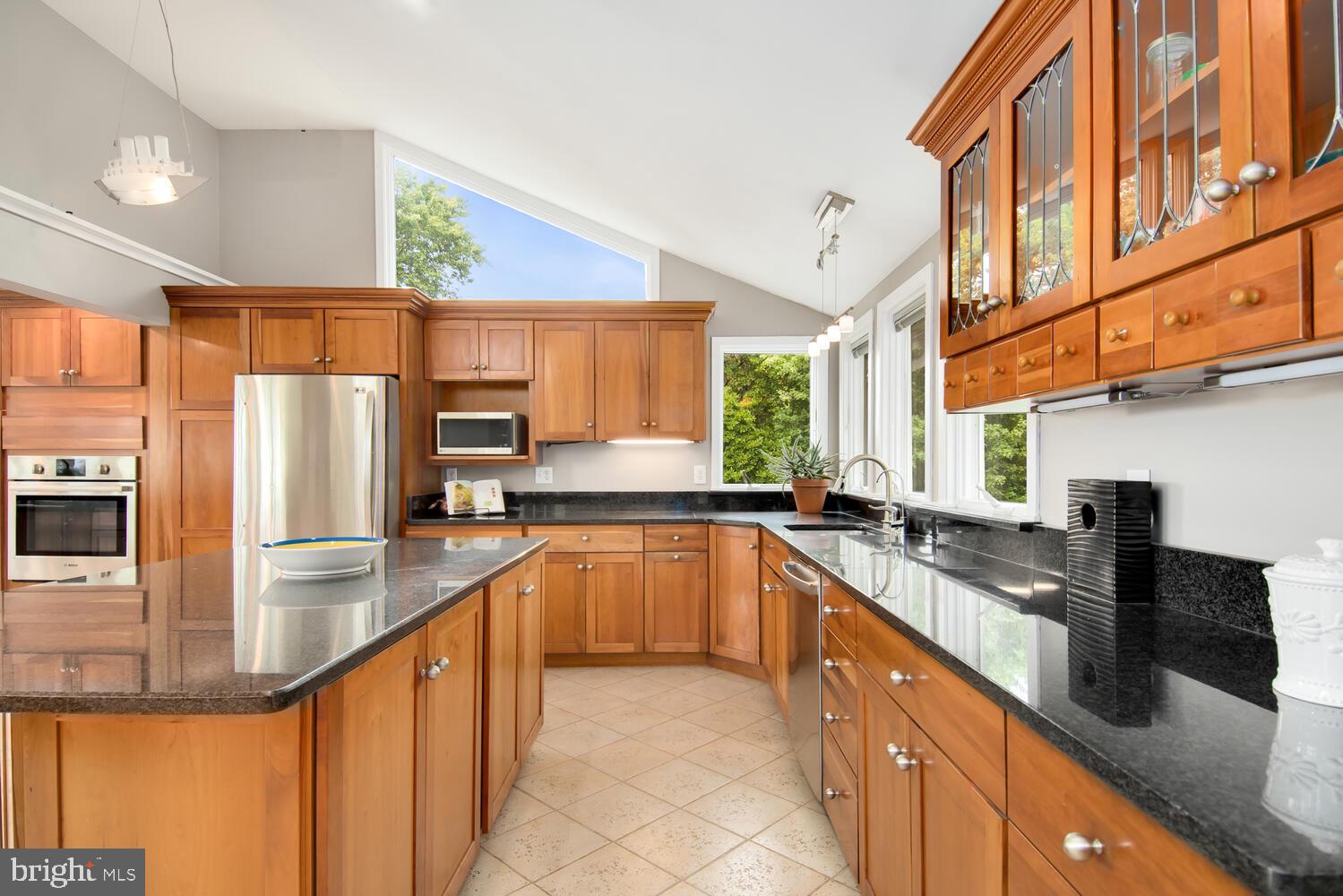 LOVE POINT - Residential