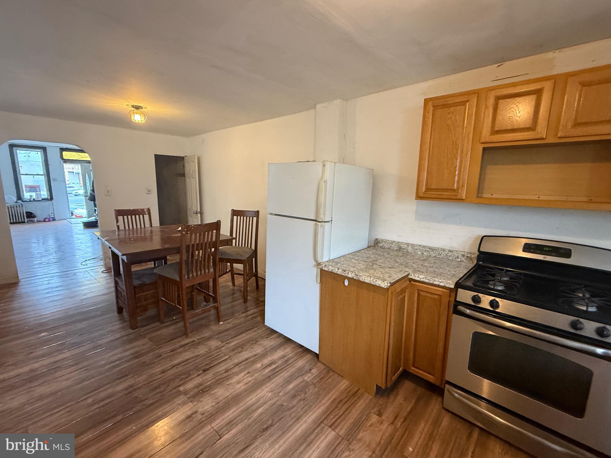 KENSINGTON - Residential