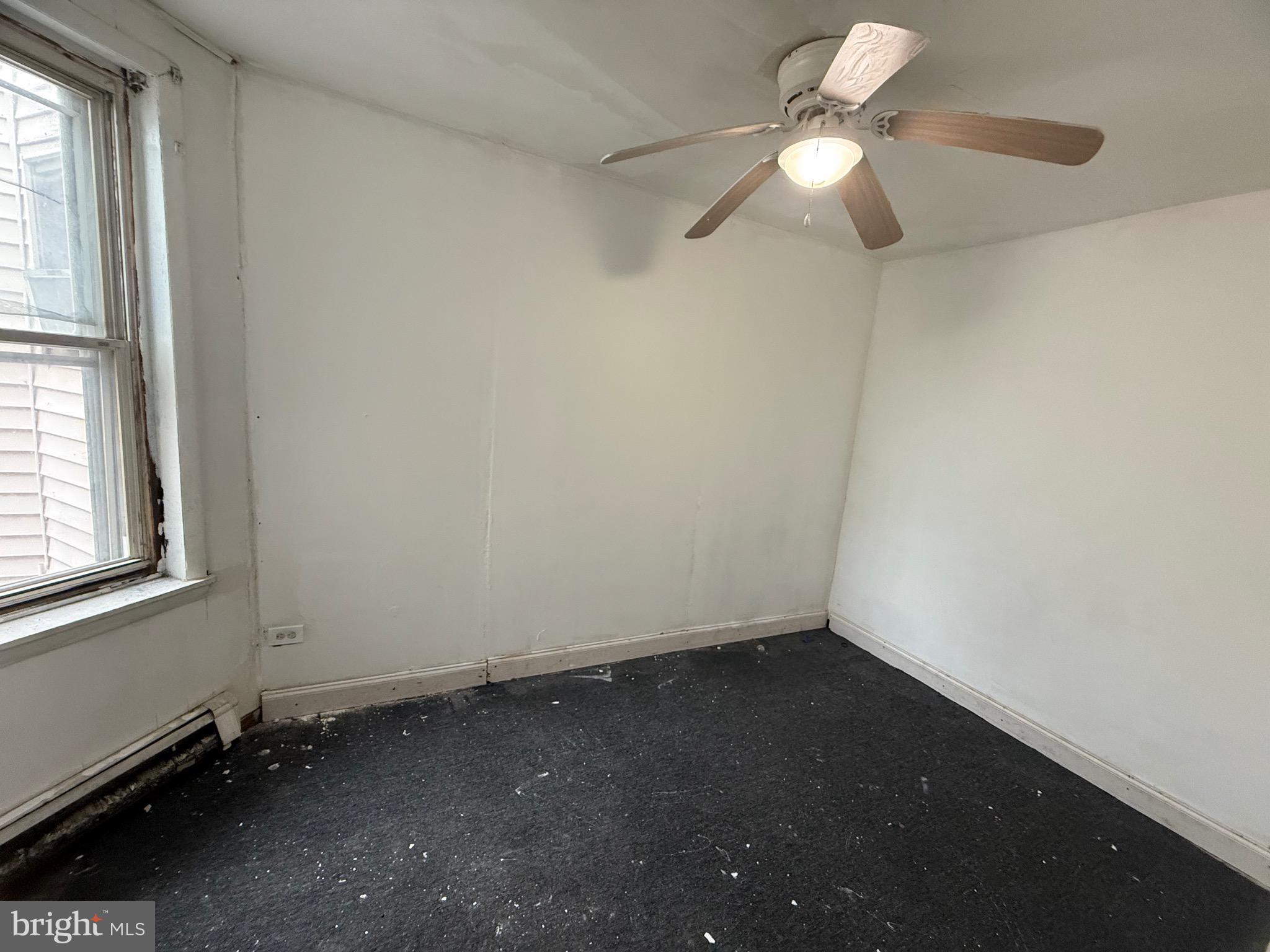 KENSINGTON - Residential