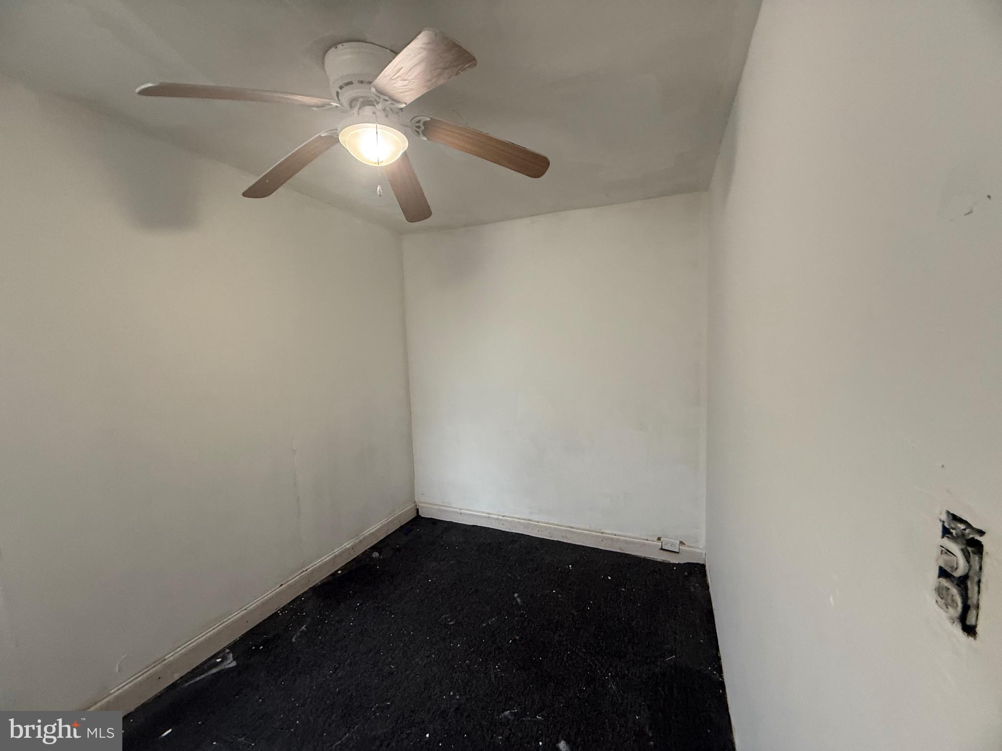 KENSINGTON - Residential