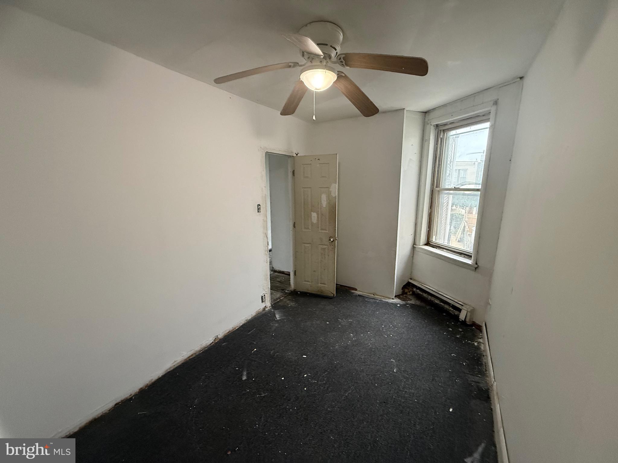 KENSINGTON - Residential