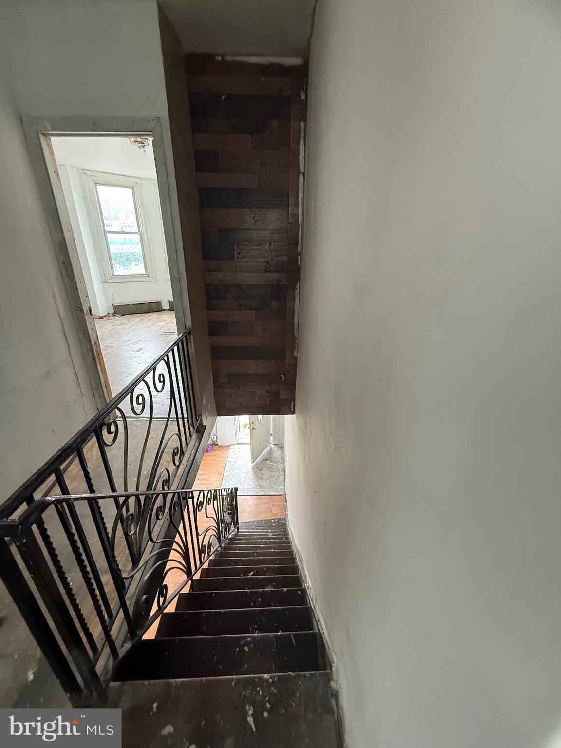 KENSINGTON - Residential