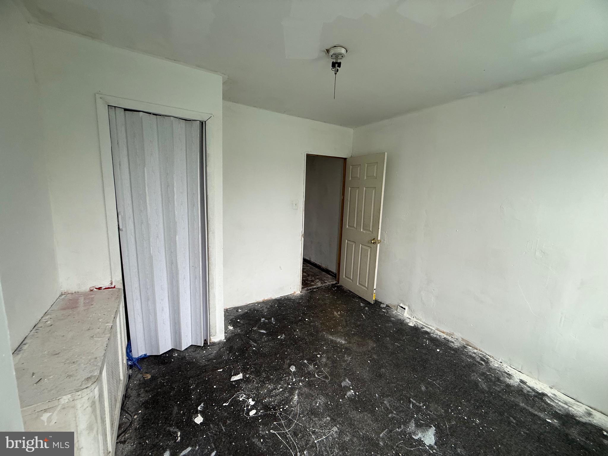 KENSINGTON - Residential