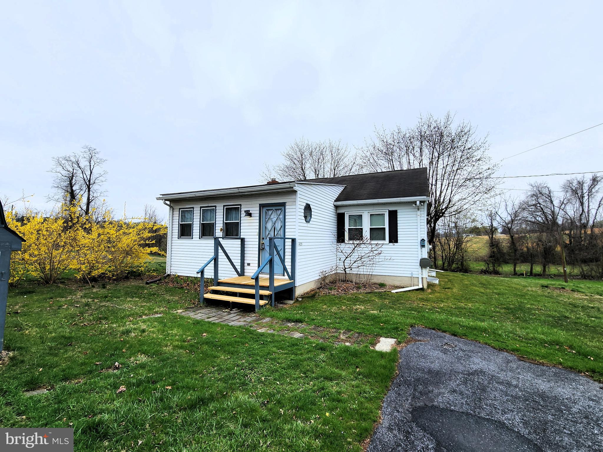 SUMMERDALE - Residential Lease