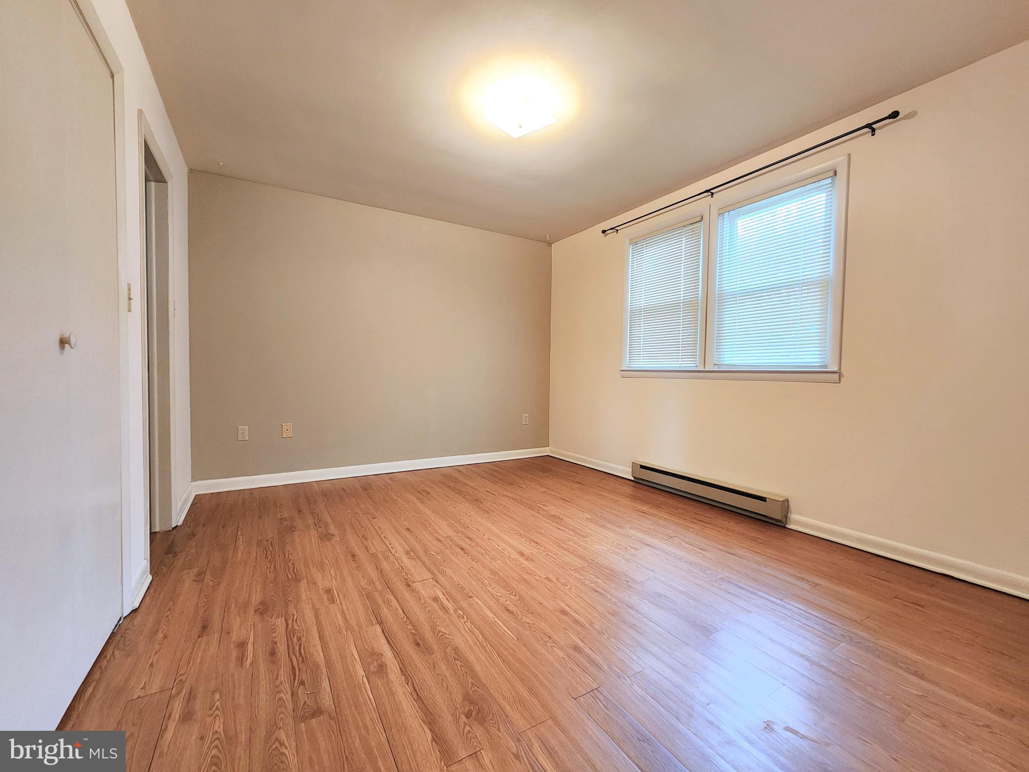 SUMMERDALE - Residential Lease