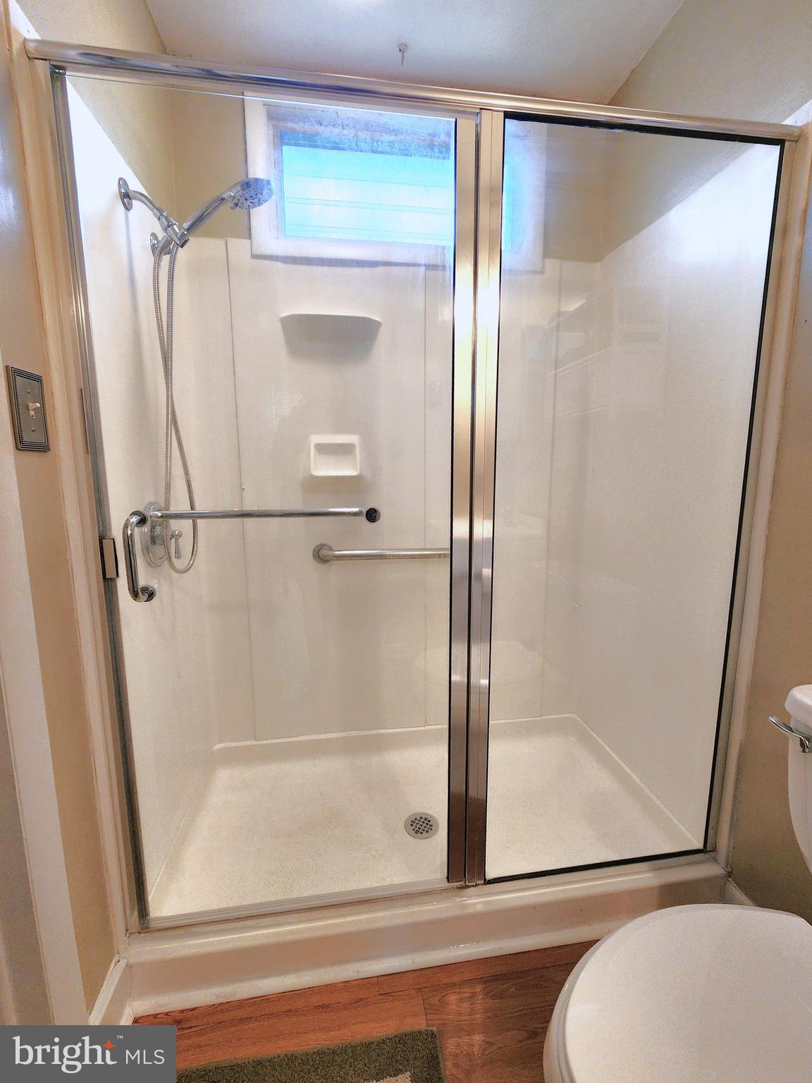 SUMMERDALE - Residential Lease