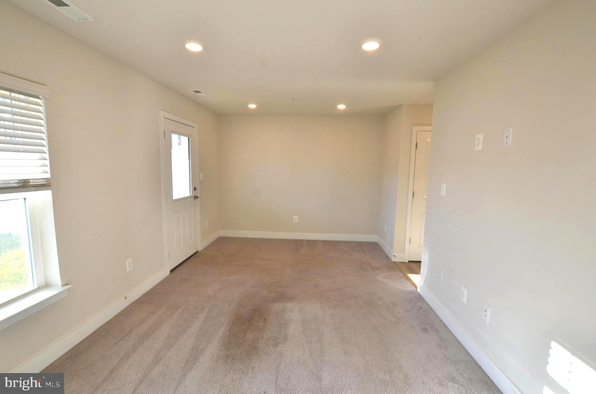 PATAPSCO GLEN - Residential Lease