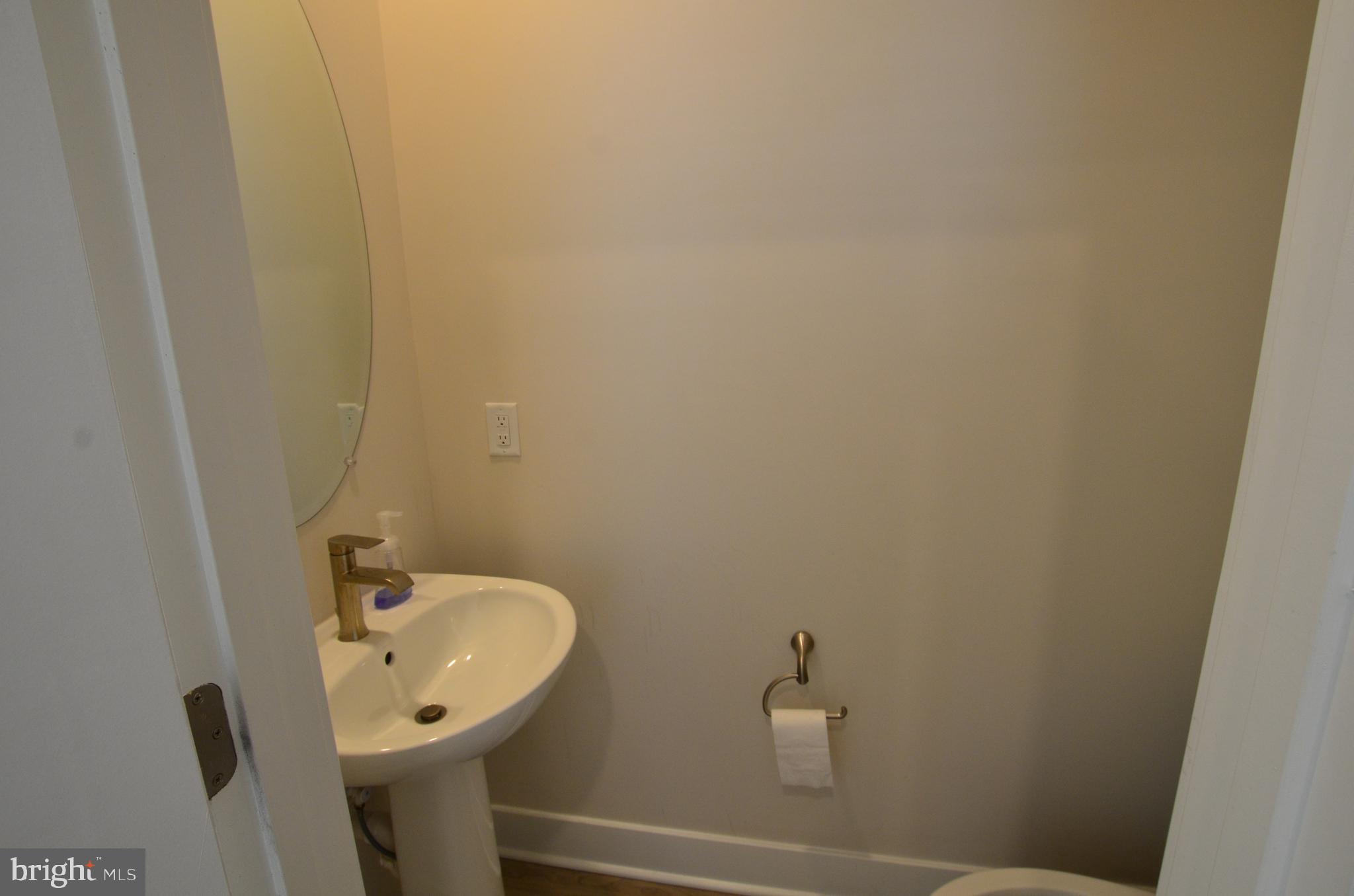 PATAPSCO GLEN - Residential Lease