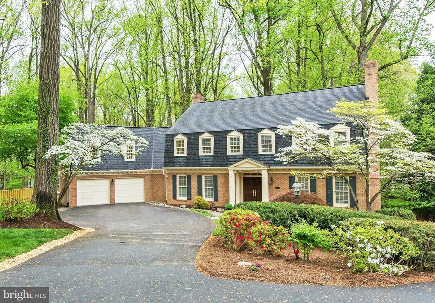 OPEN HOUSE 4/23 FROM 1-4***Tucked away in Private Enclave of Tollbrook Ridge this Beautiful 5/4/1 All Brick Home has been gently lived in by the Original Owners. Great Pool and Well Designed Outdoor Living Area backing to Parkland and surrounded by Mature Landscaping and Trees - Quiet Oasis just minutes to Beltway and Tysons. Whole House is Sparkling with Fresh Paint inside and out!