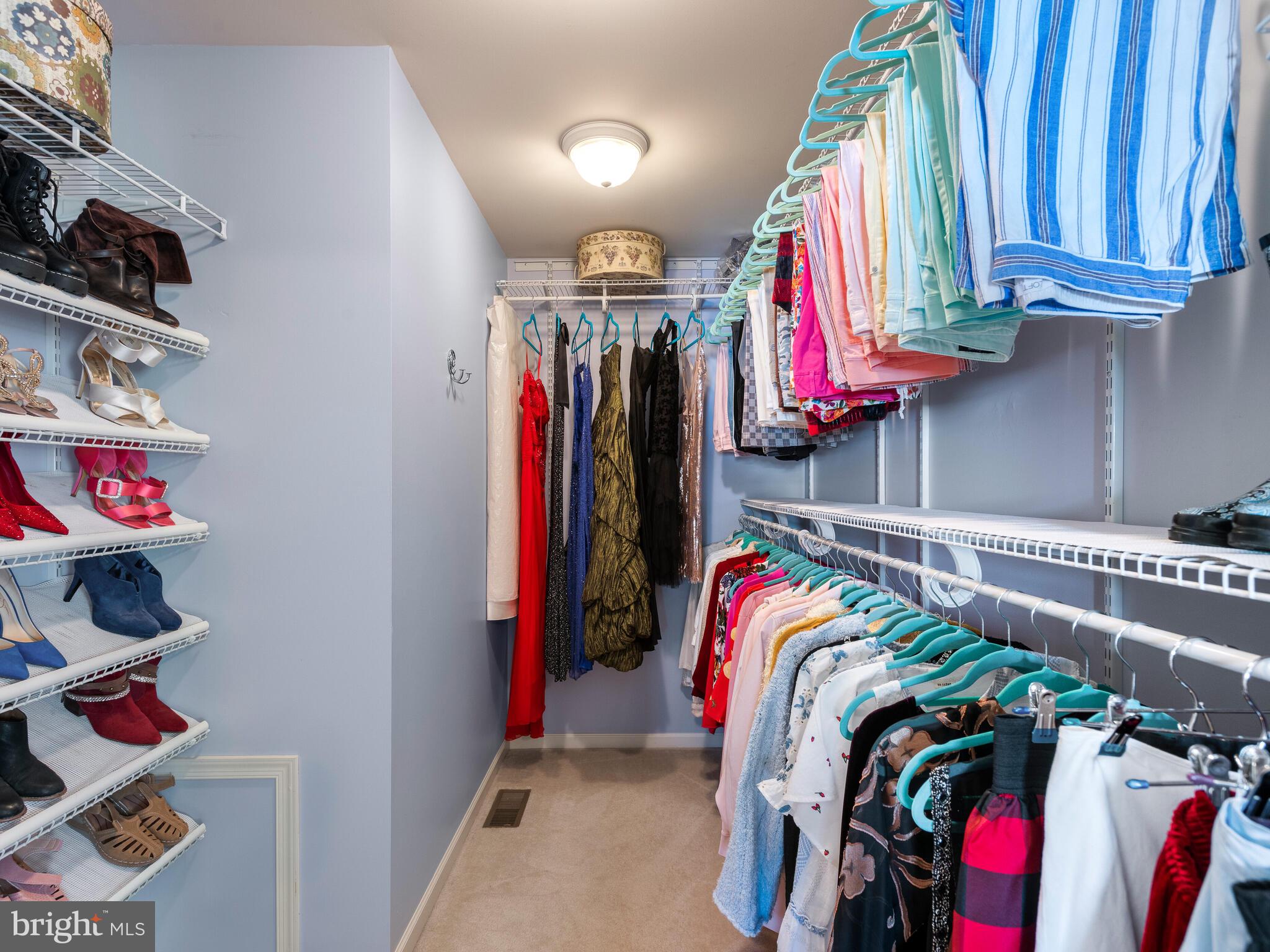 SANDY HILL - Residential