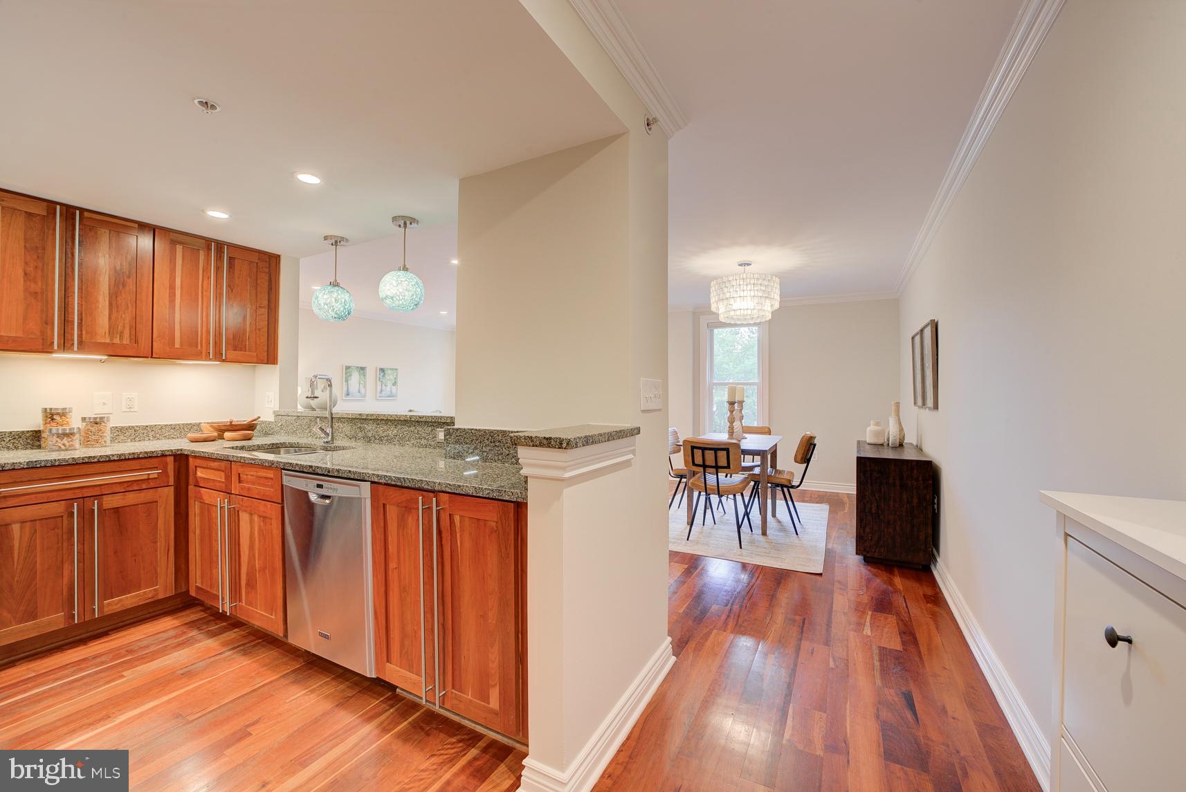 1020 PENNSYLVANIA AVENUE SE 304