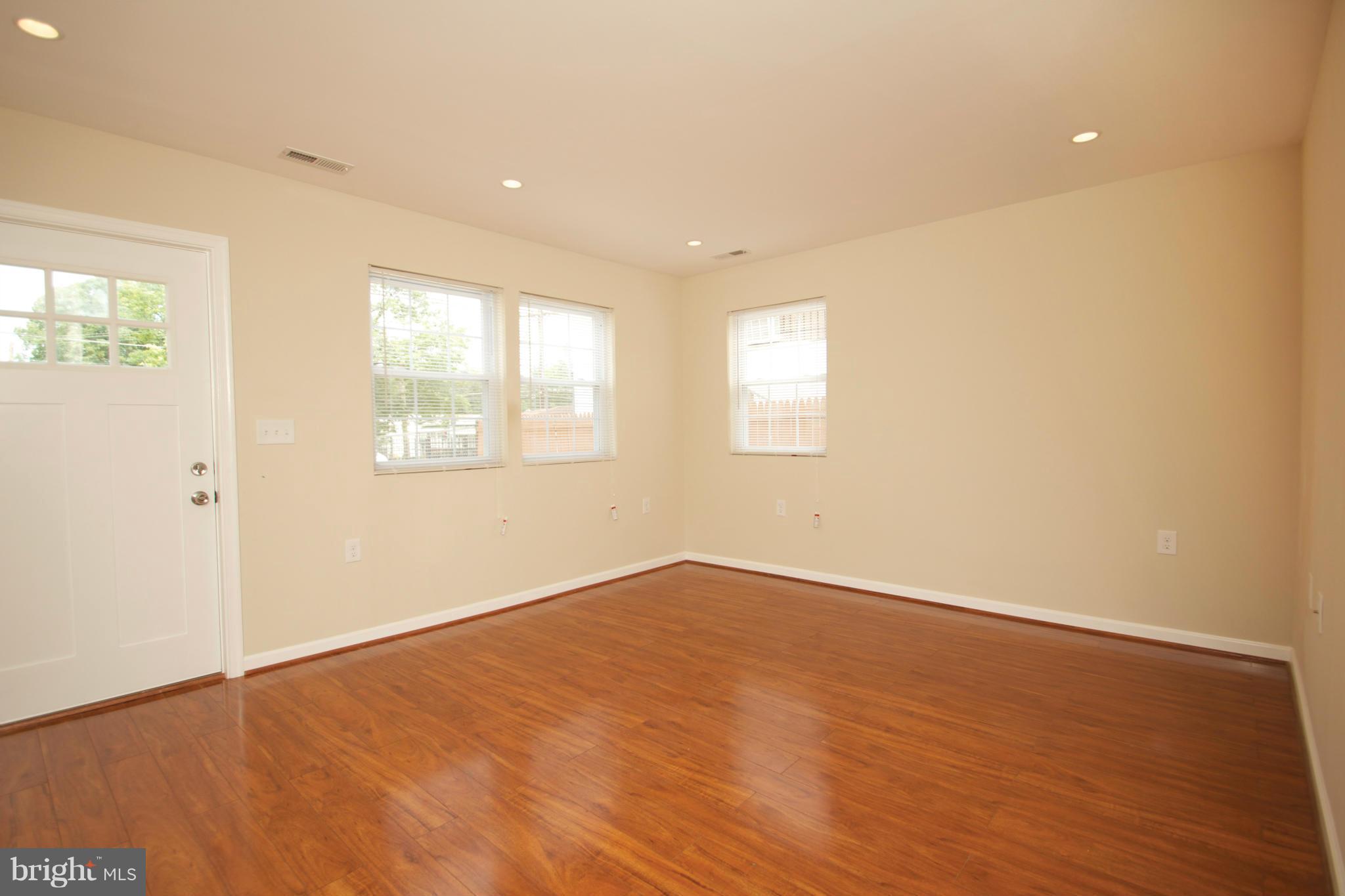 BOULEVARD HEIGHTS - Residential