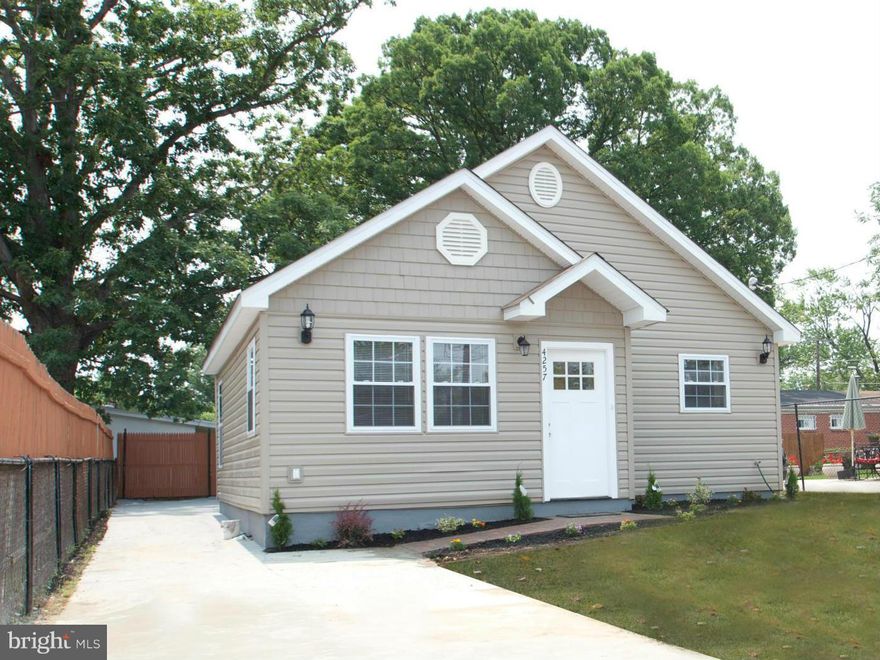 NEW PRICE! Renovated home w/ stunning features: premium stainless steel appliances & granite counters; gleaming hardwood floors; double pane windows; new electrical & plumbing; lavish baths w/ ceramic tiles & splash; plush carpeting; ample closet & storage space in the BRs; LARGE patio & more! Near Metro, commuter routes & Ft Davis Rec Center. 3 blocks from Ft Dupont Park in DC.