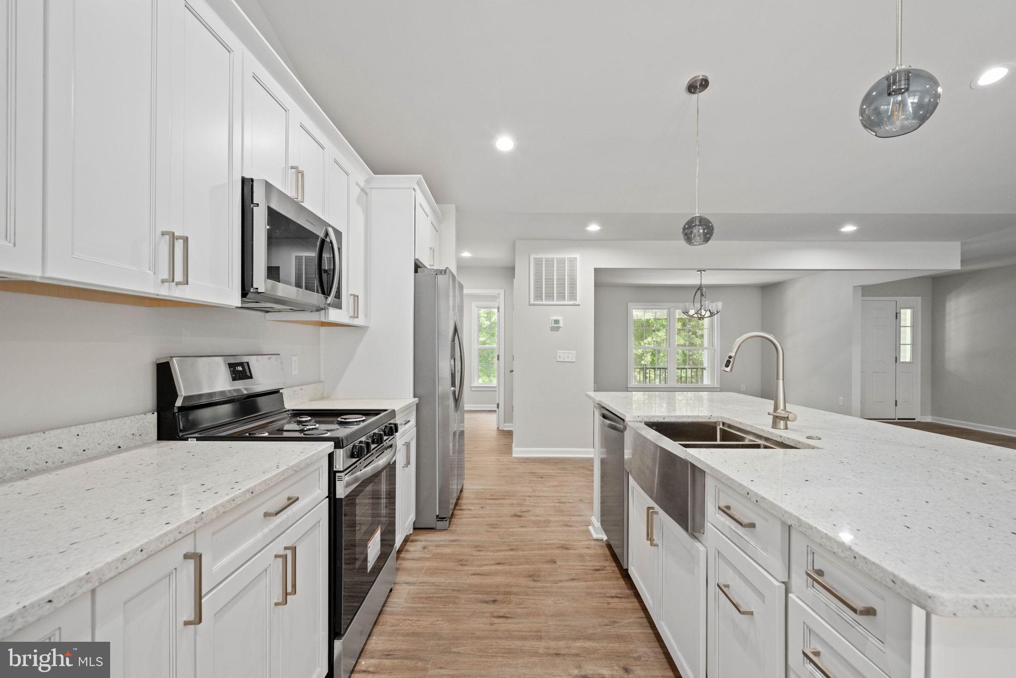 KELLYS LANDING - Residential