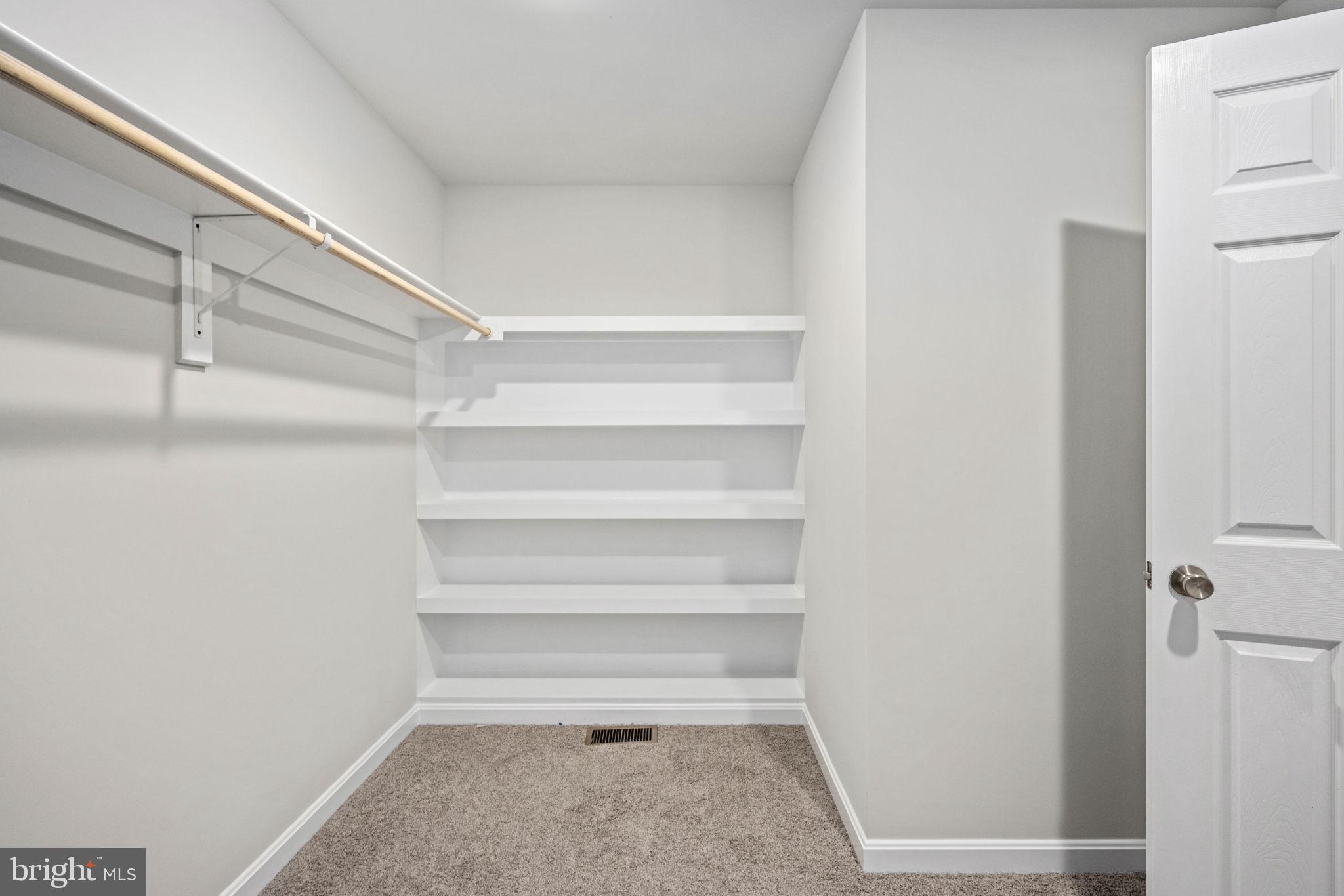 KELLYS LANDING - Residential