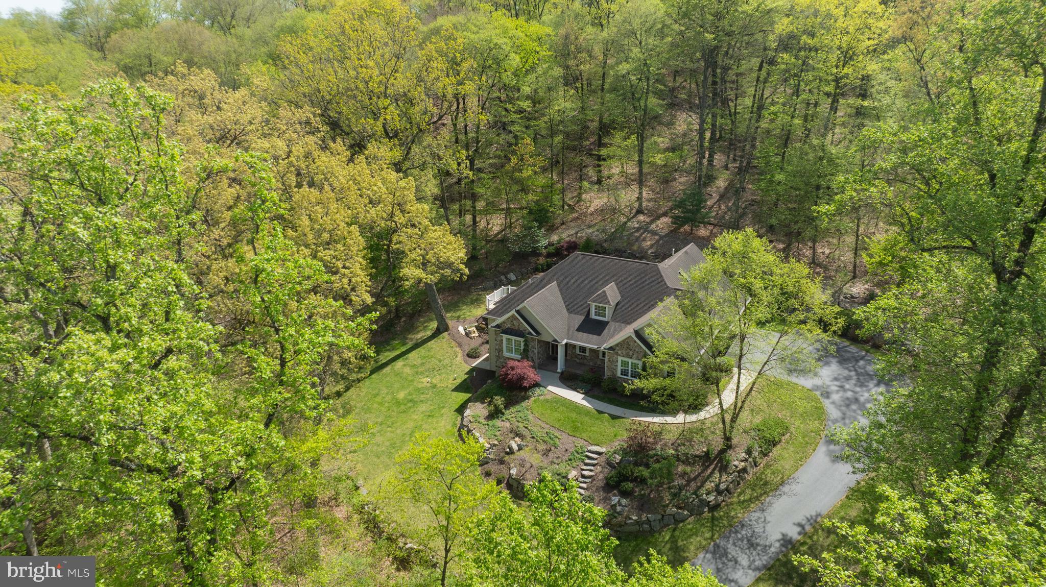 1 STONE POND LANE