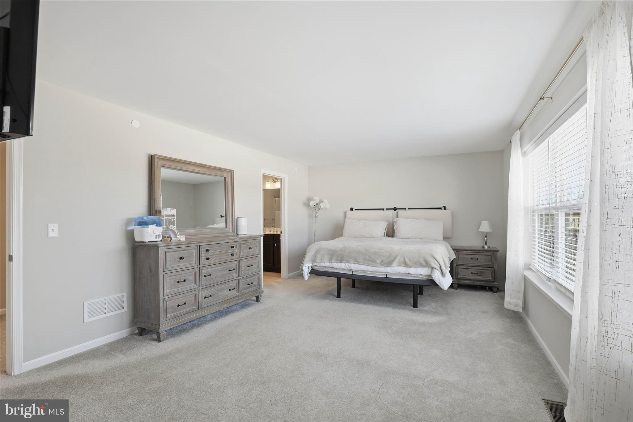 CHAMBERS POINTE - Residential