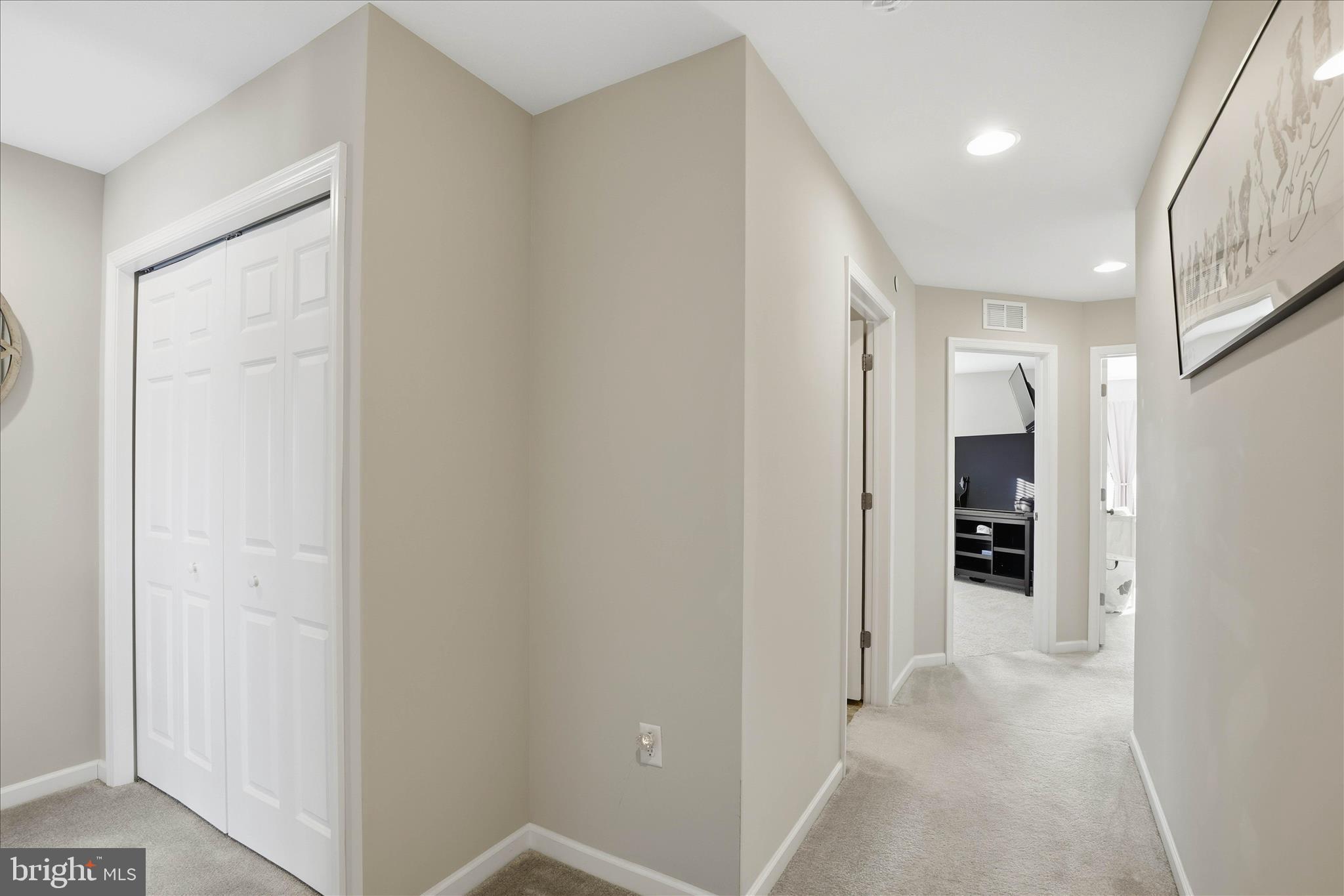 CHAMBERS POINTE - Residential