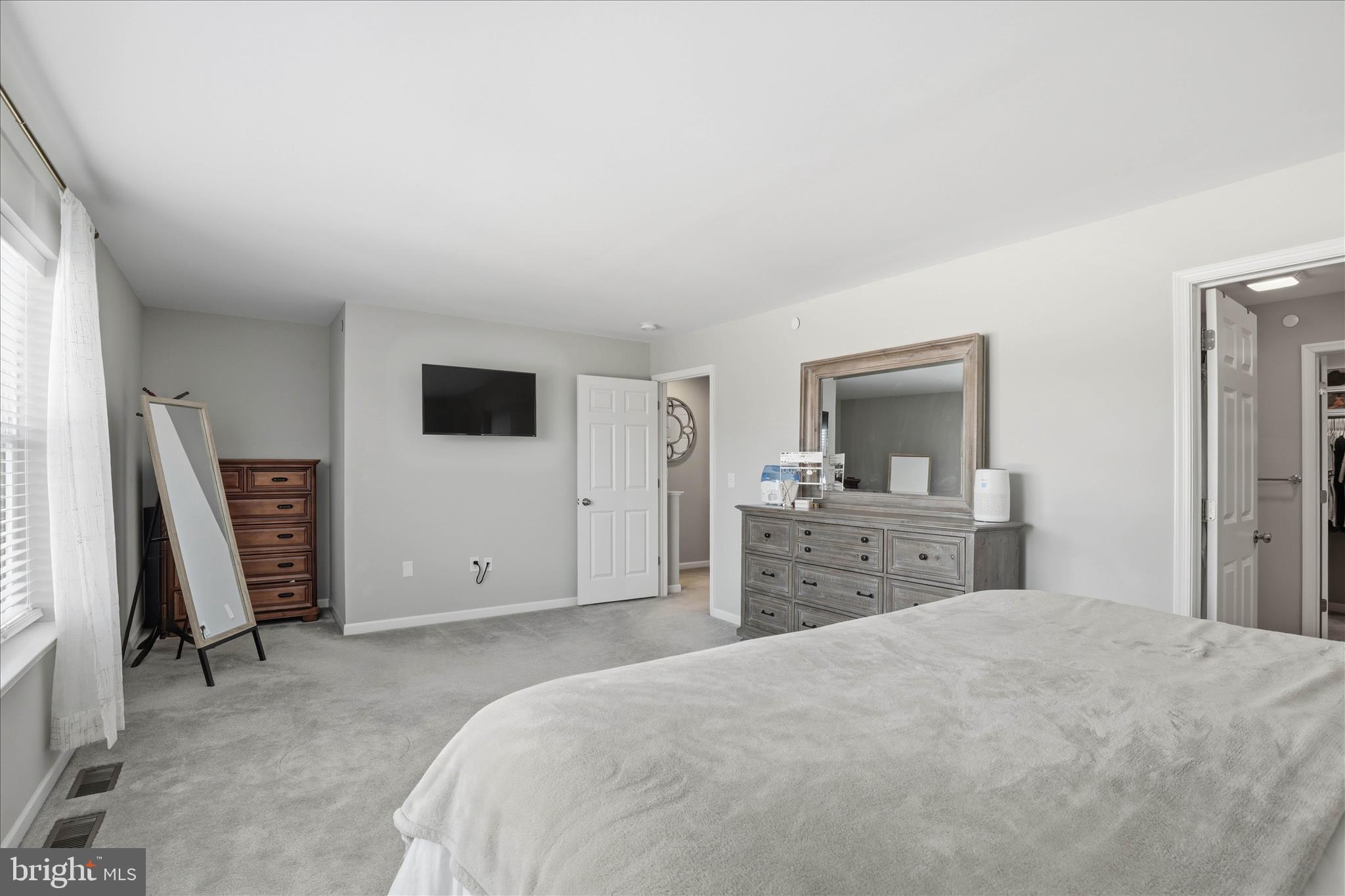 CHAMBERS POINTE - Residential