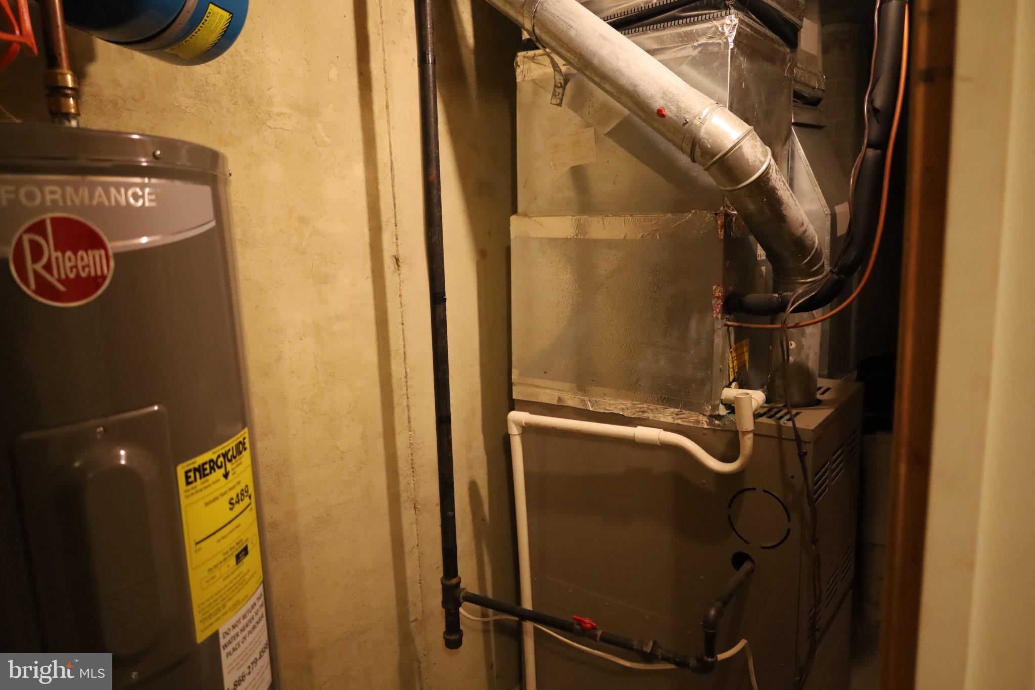 SPRINGS AT PERRY HALL - Residential