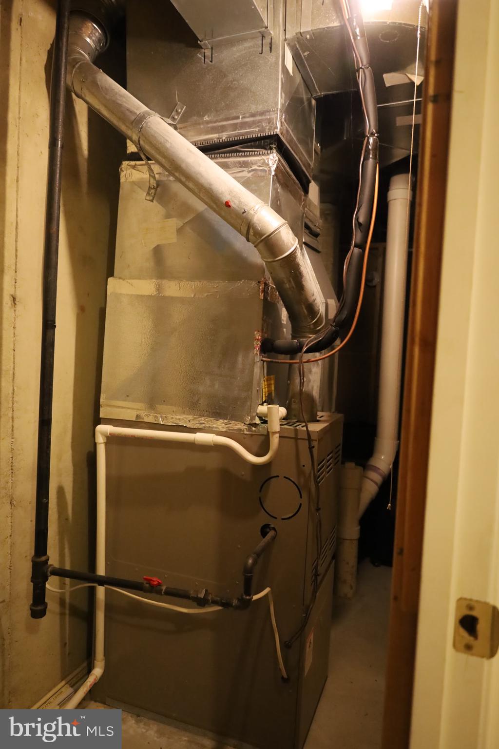 SPRINGS AT PERRY HALL - Residential