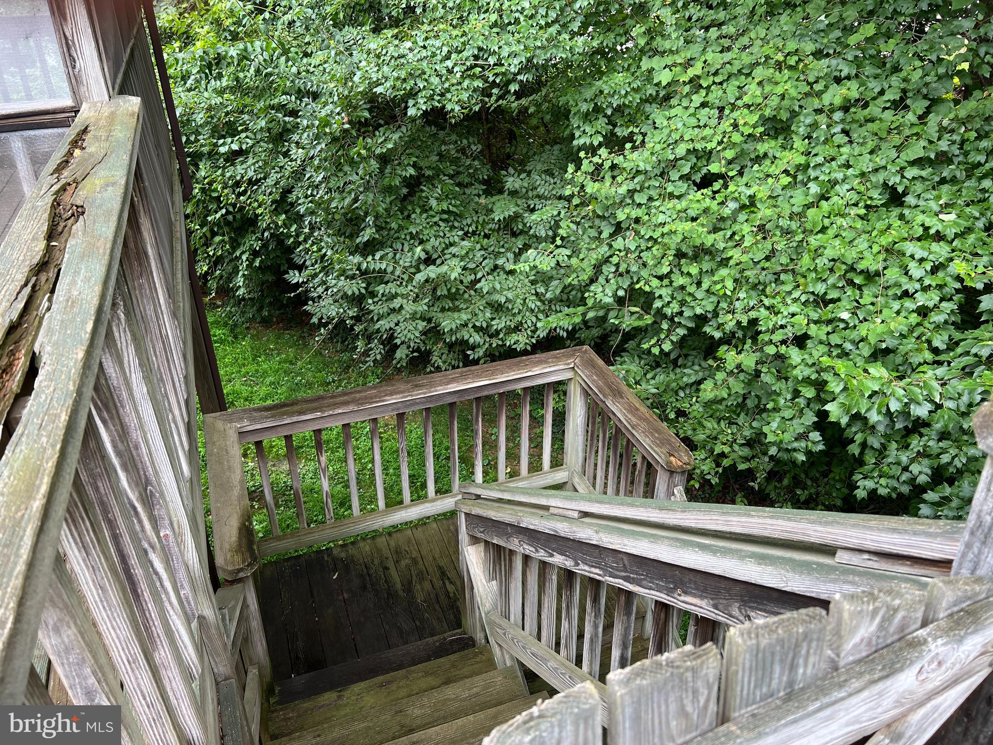 OAKMONT MANOR - Residential