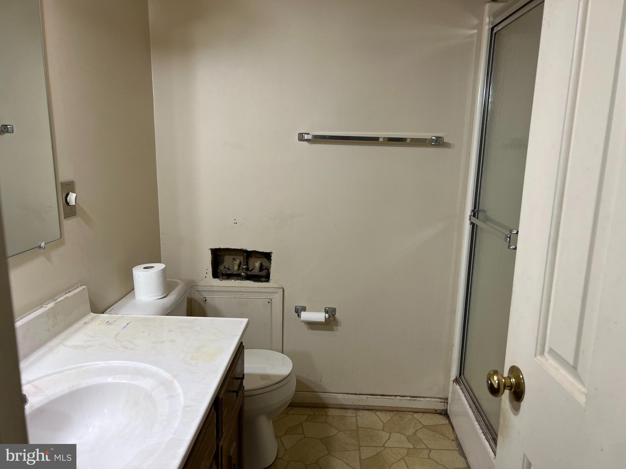 OAKMONT MANOR - Residential