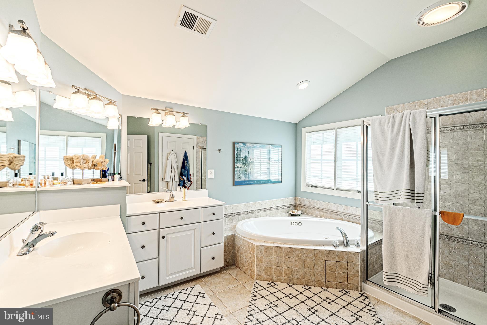 SOUTH BANK - Residential Lease