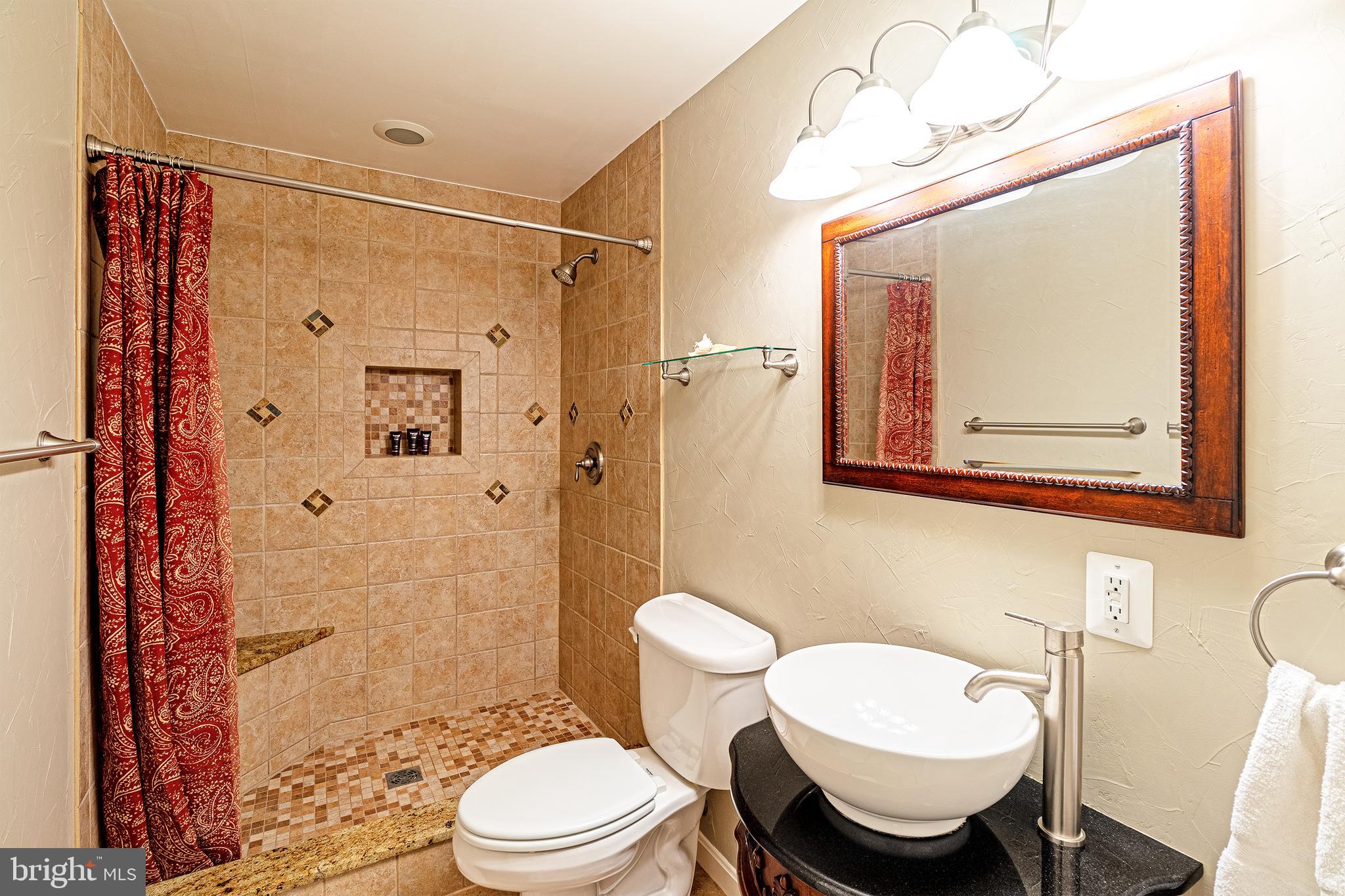 SOUTH BANK - Residential Lease