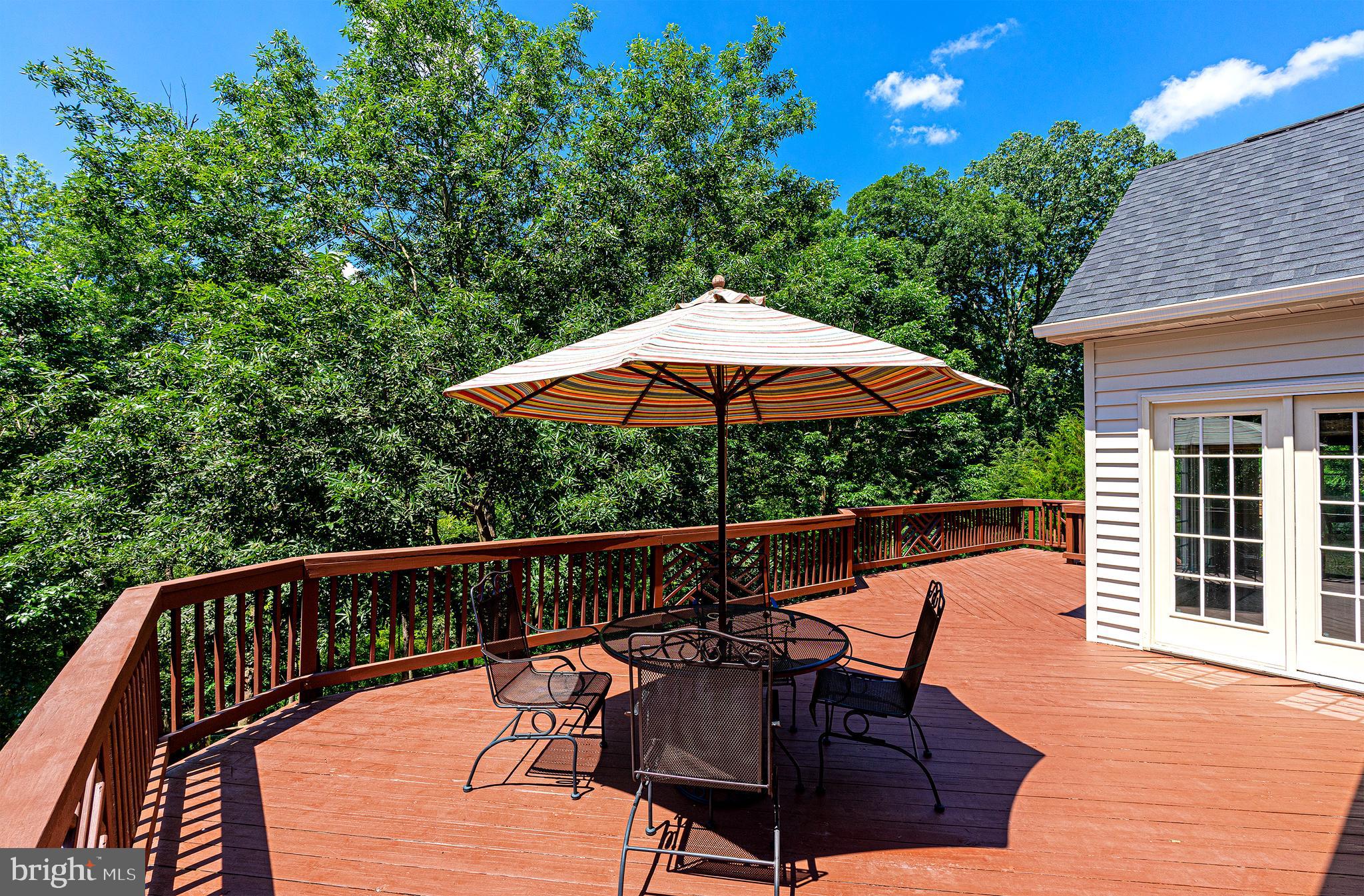 SOUTH BANK - Residential Lease