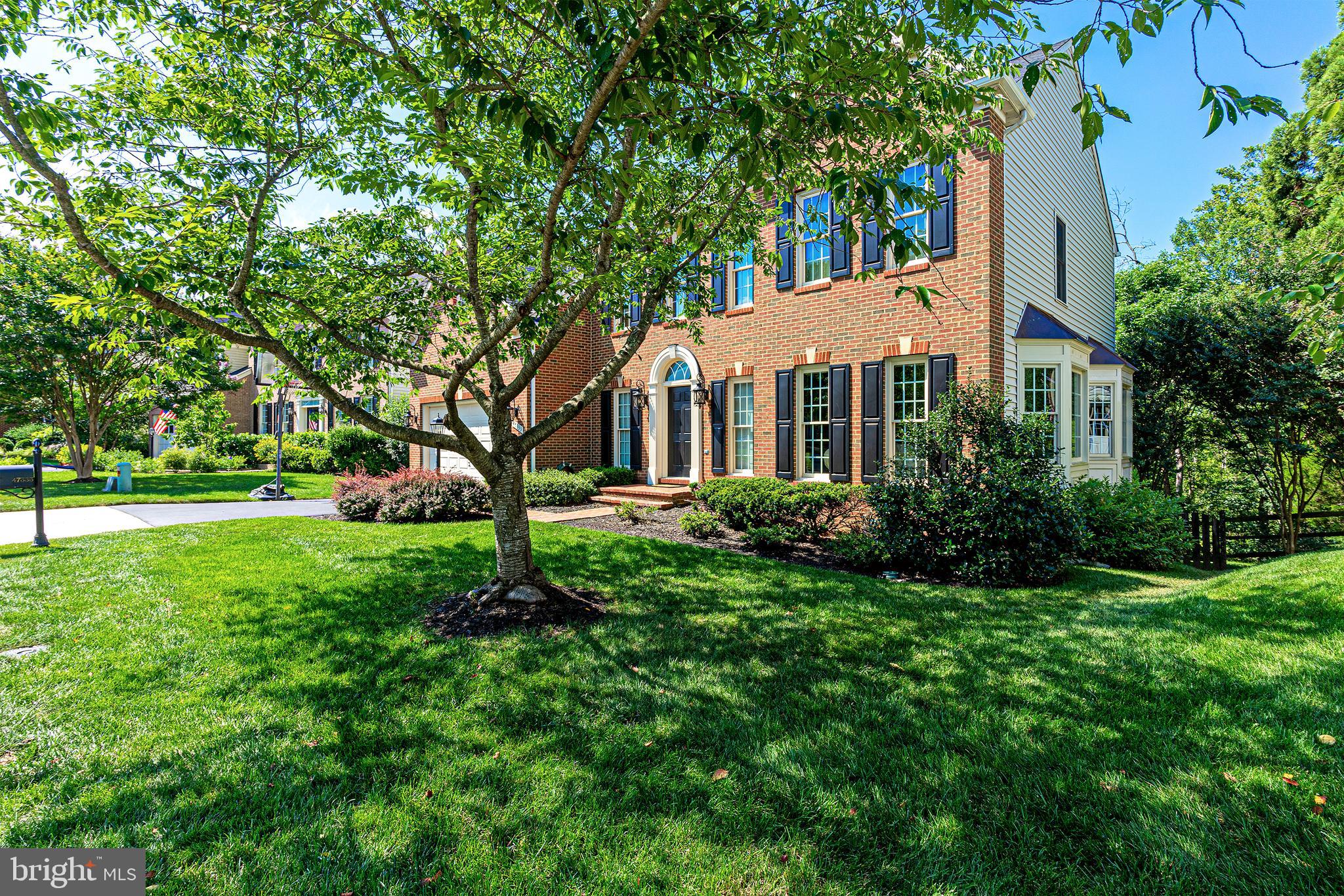 SOUTH BANK - Residential Lease