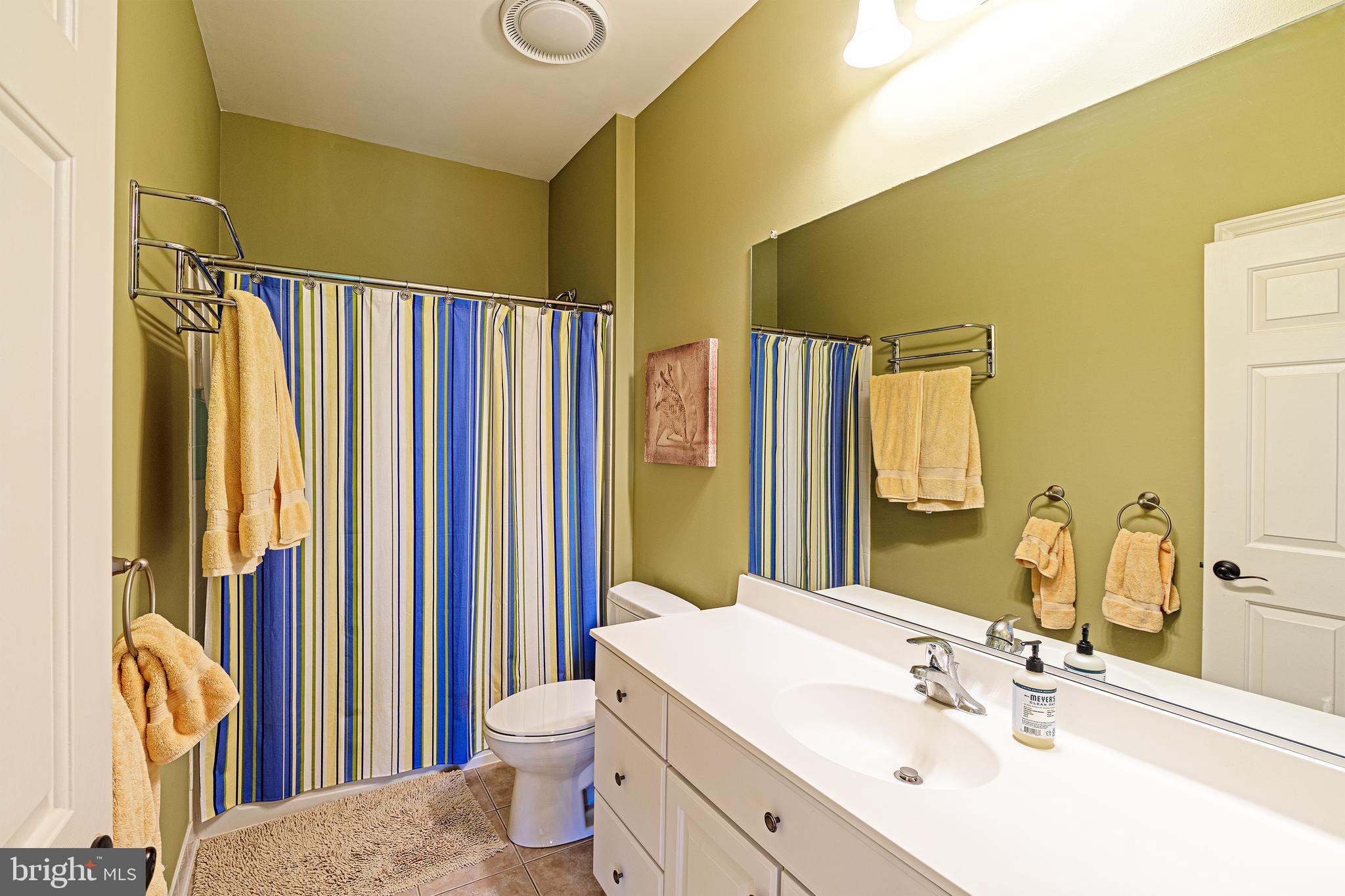 SOUTH BANK - Residential Lease