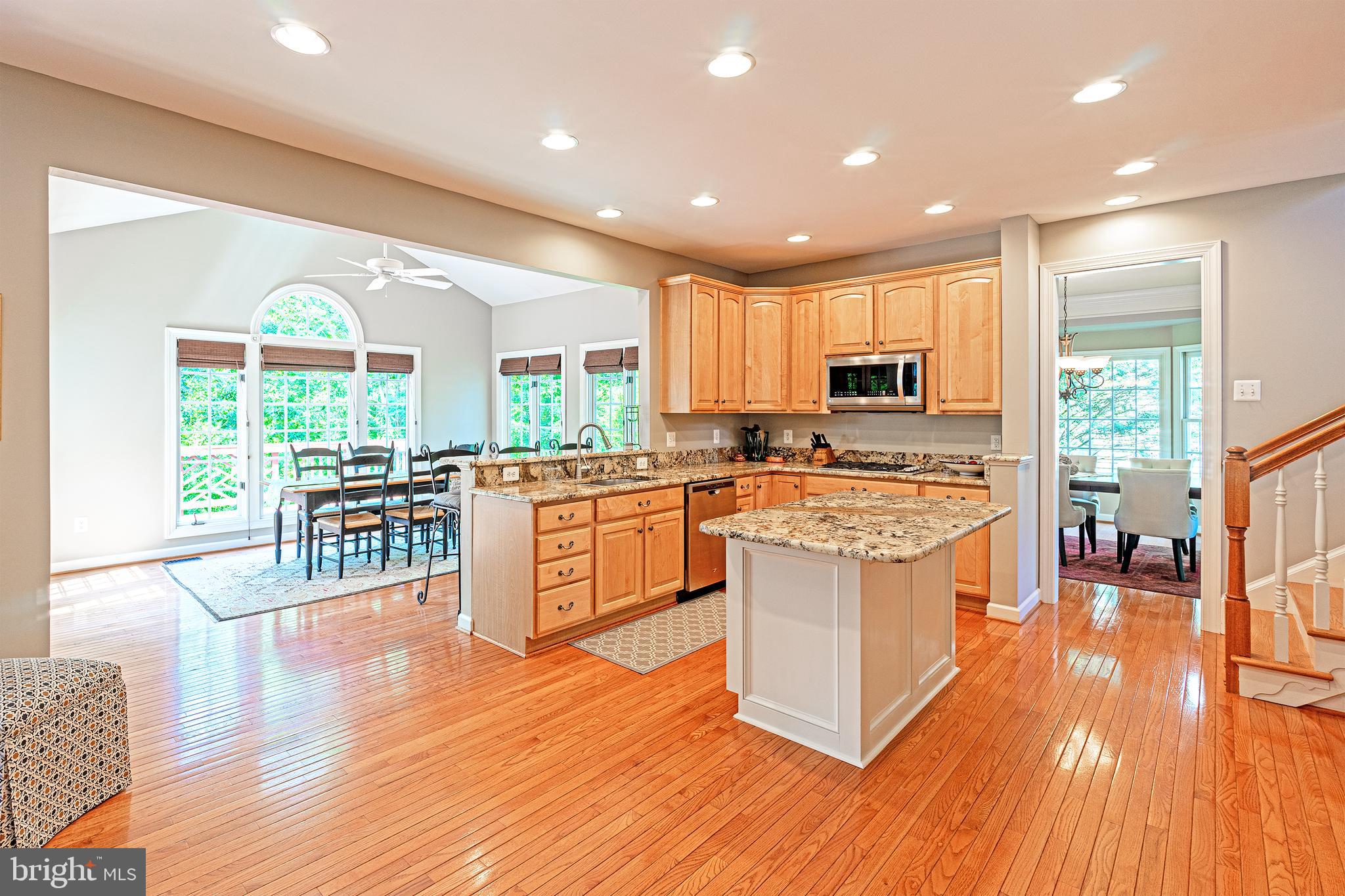 SOUTH BANK - Residential Lease