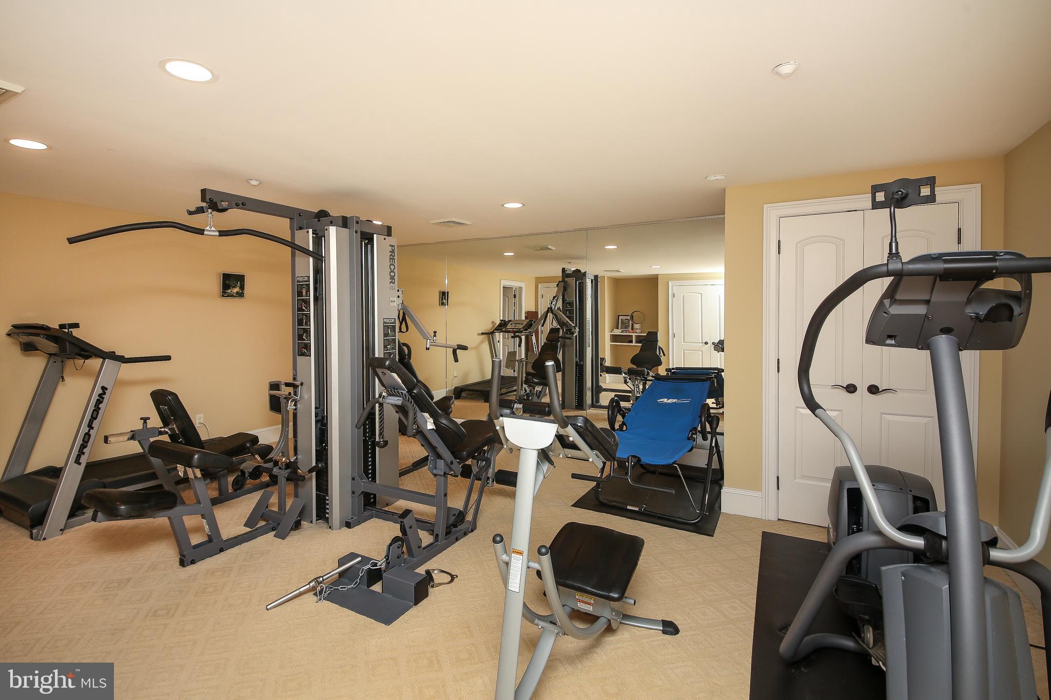 STONEYMEAD - Residential