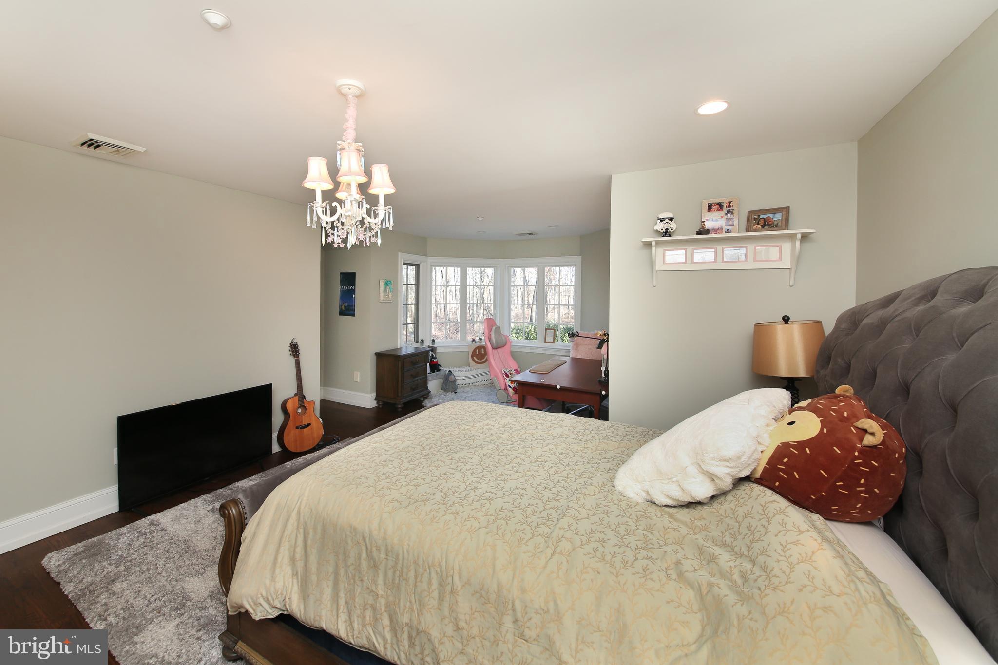 STONEYMEAD - Residential